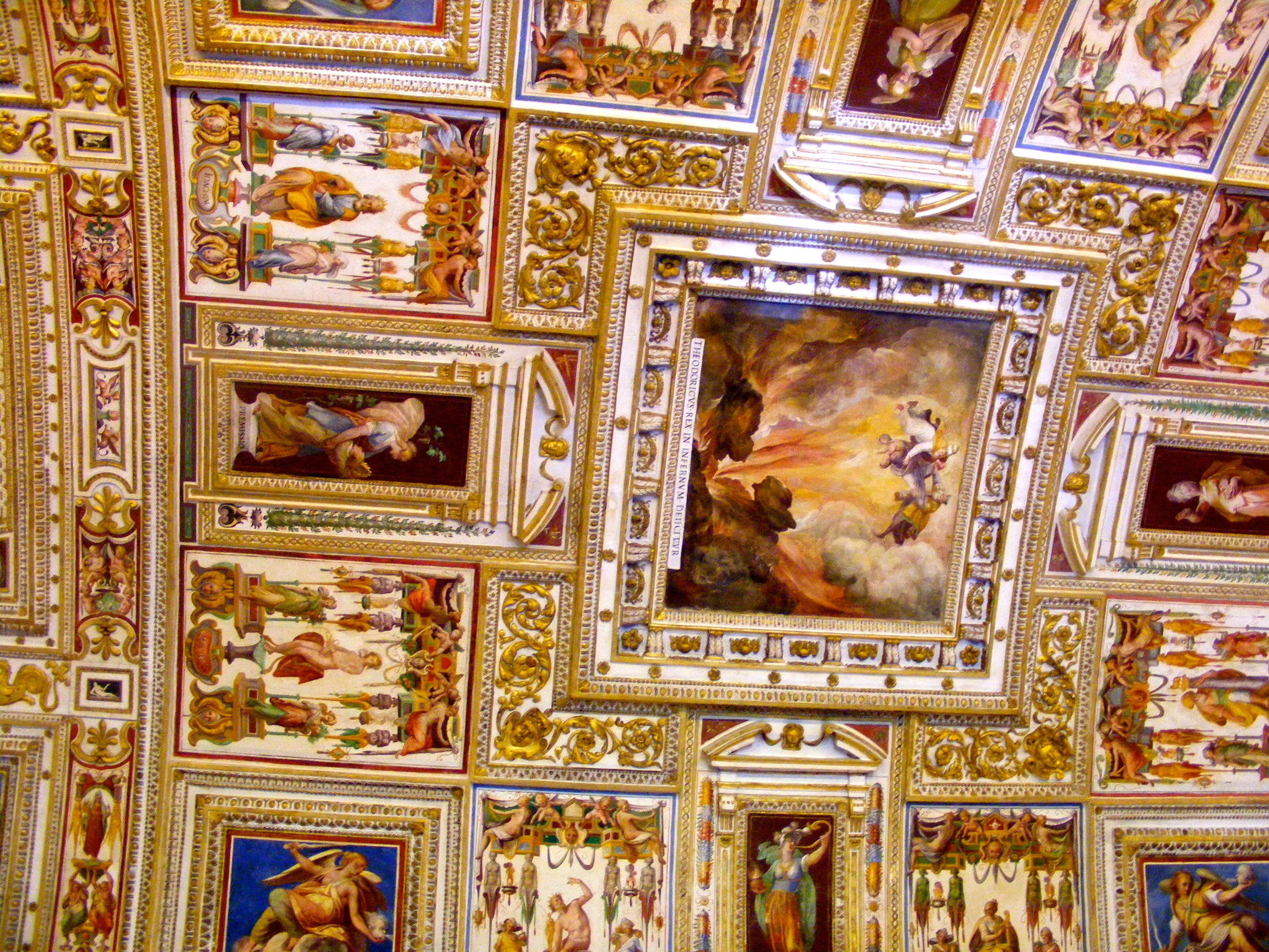 vatican museum ceiling