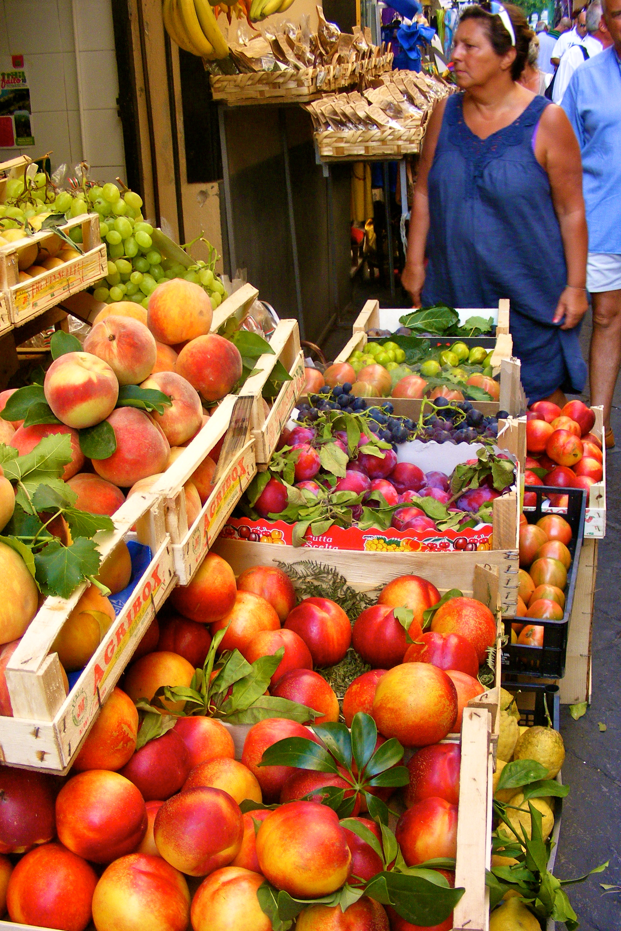 italy amalfi coast fruit stand